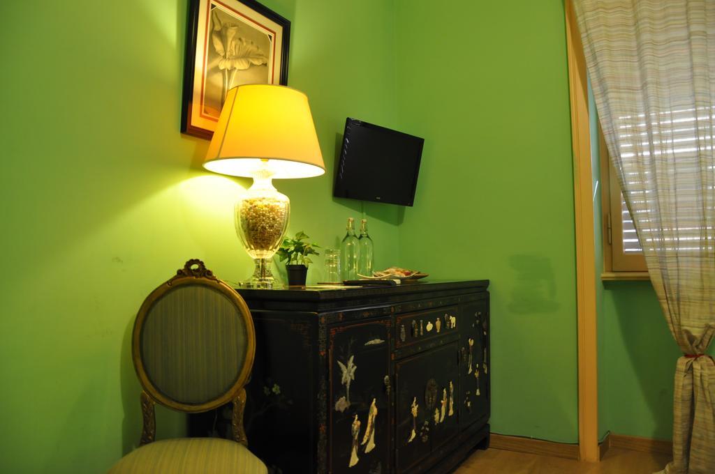 Capocchia House Bed & Breakfast Рим Стая снимка