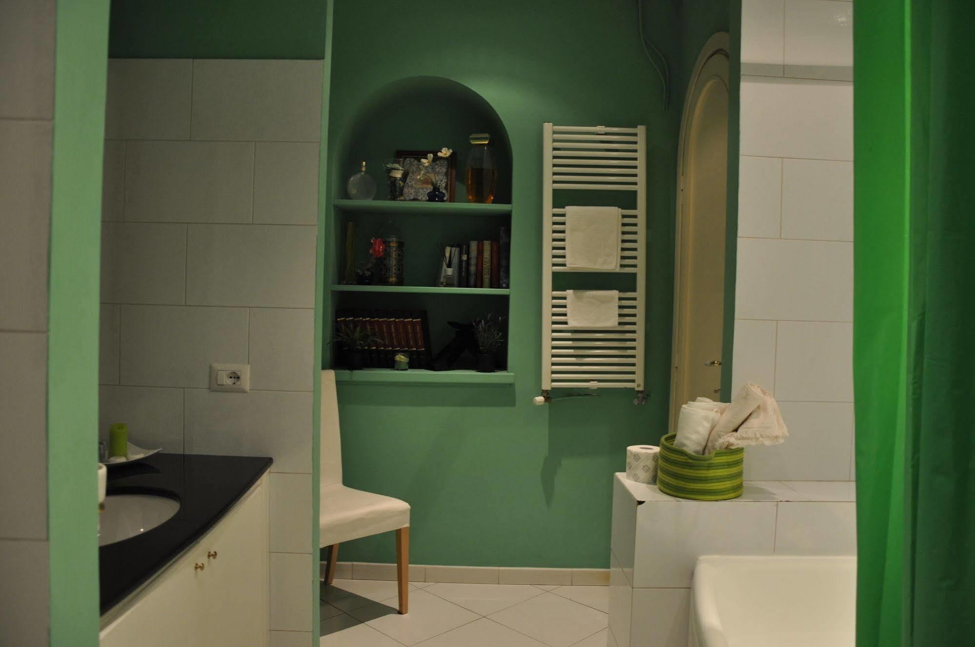 Capocchia House Bed & Breakfast Рим Екстериор снимка