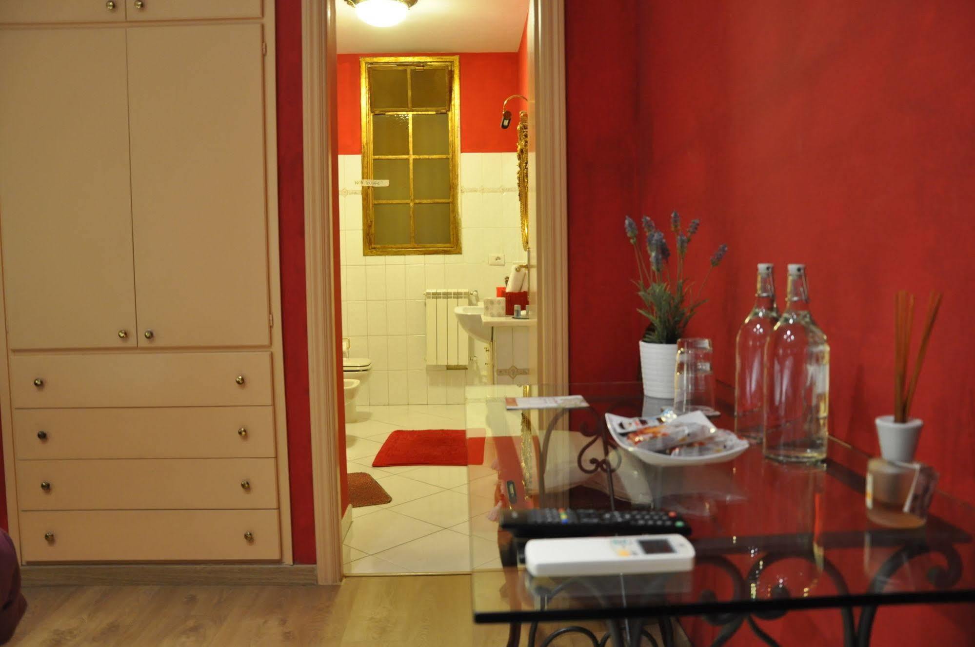 Capocchia House Bed & Breakfast Рим Екстериор снимка