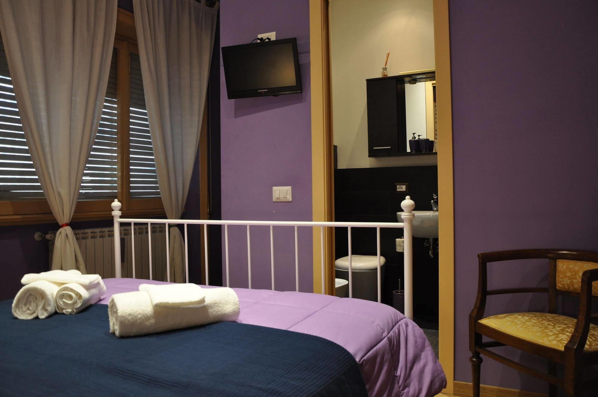 Capocchia House Bed & Breakfast Рим Екстериор снимка